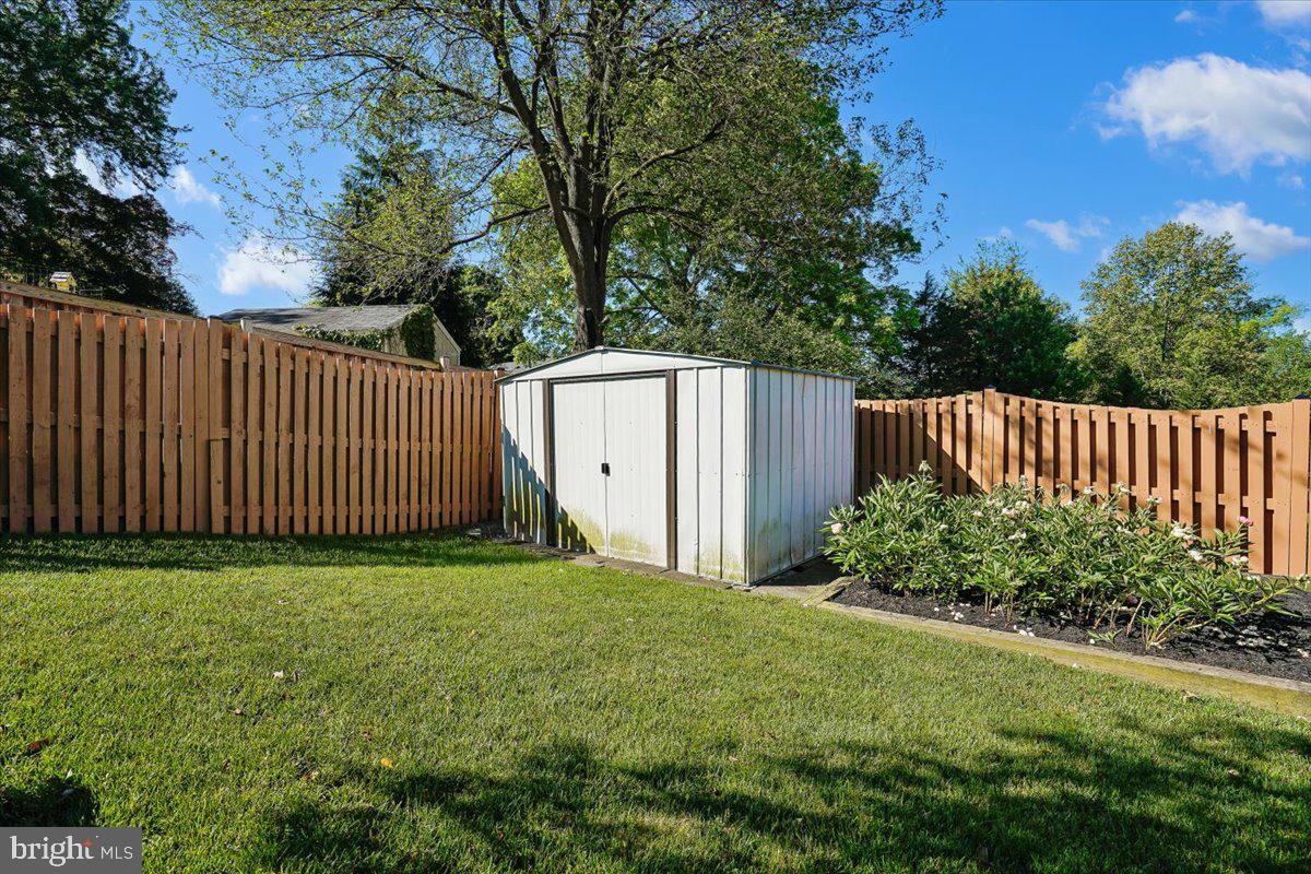 2423 Rocky Branch Road Vienna, VA 22181 - Photo 41 of 46 Shed