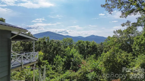 $250,000 | 454 Hummingbird Lane, Franklin, NC 28734