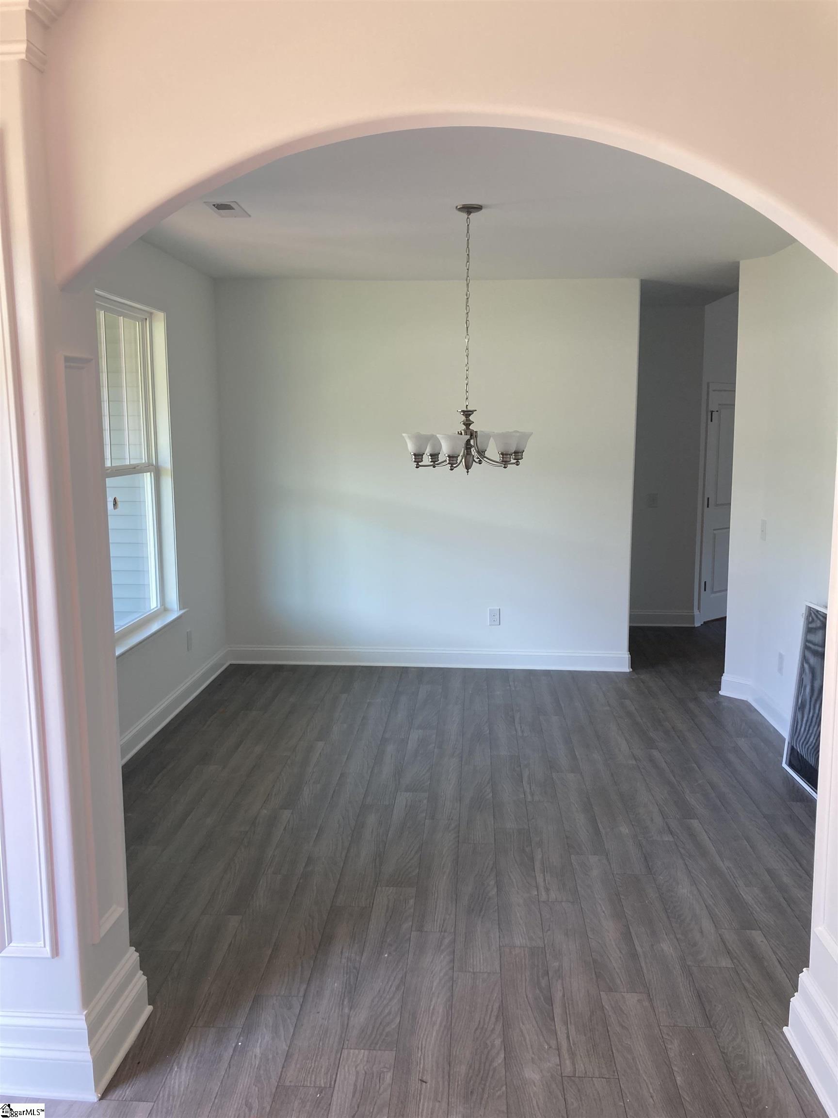 532 Forden Drive Wellford, SC 29385 - Photo 2 of 7