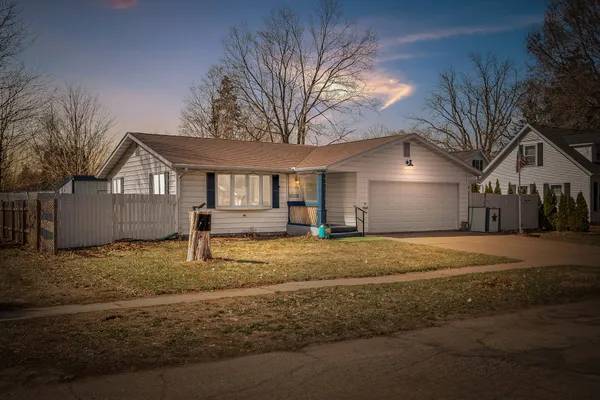 $349,999 | 306 Pine Street, Pepin, WI 54759