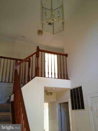 19830 Falling Spring Court Gaithersburg, MD 20882 - Photo 5 of 14 Interior (General)