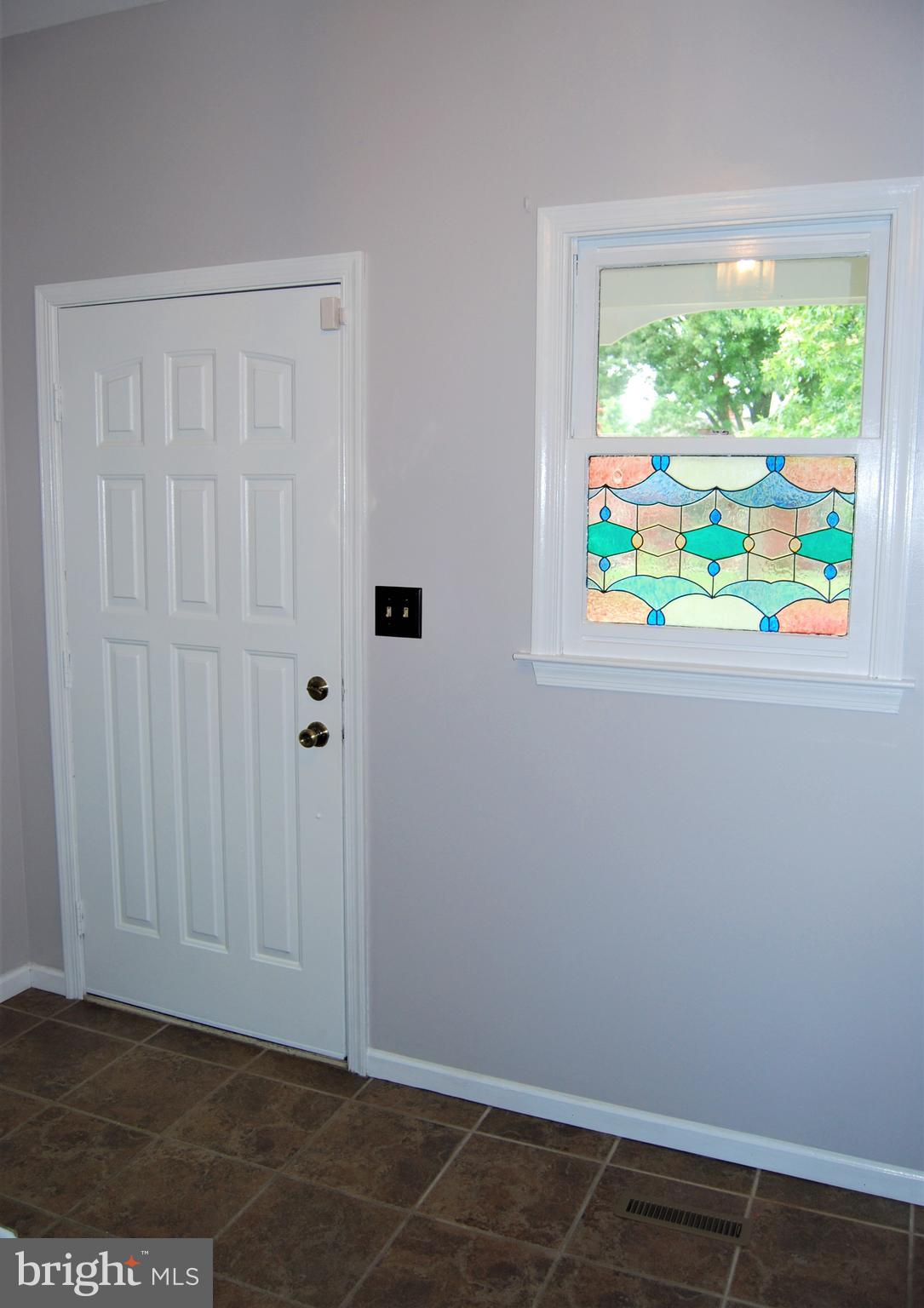 1013 Rill Road Reading, PA 19606 - Photo 13 of 26 Main entry way
