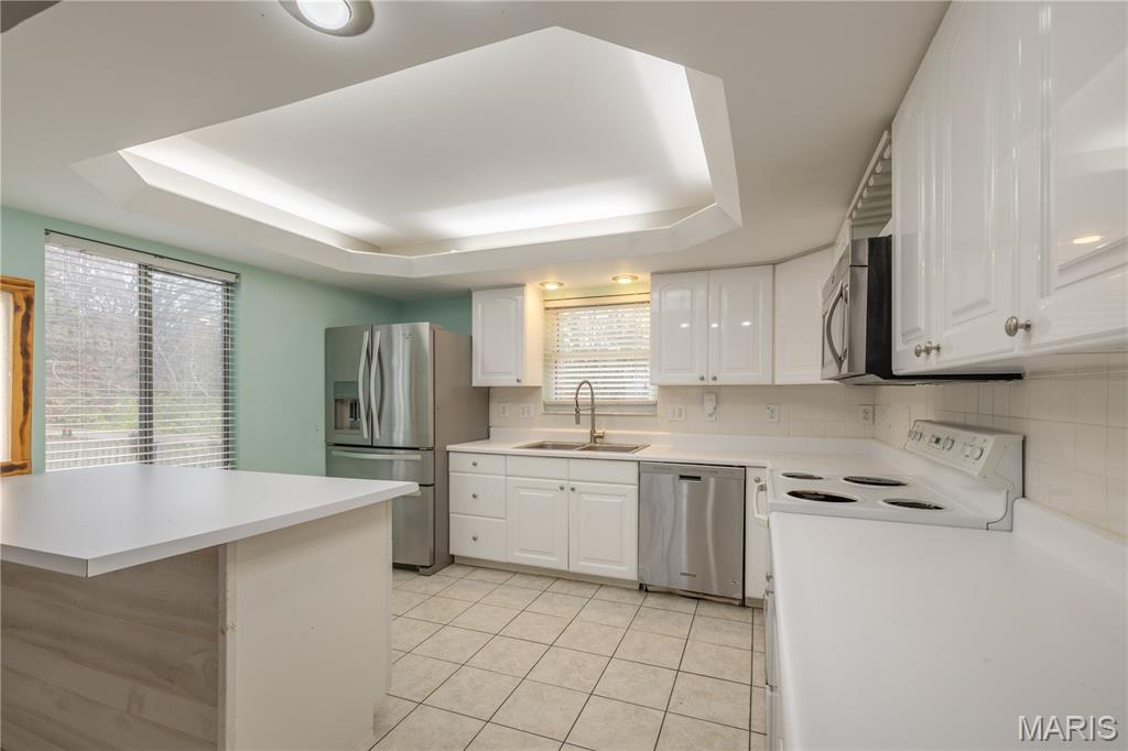 149 Rue Grand Drive Lake St. Louis, MO 63367 - Photo 8 of 39