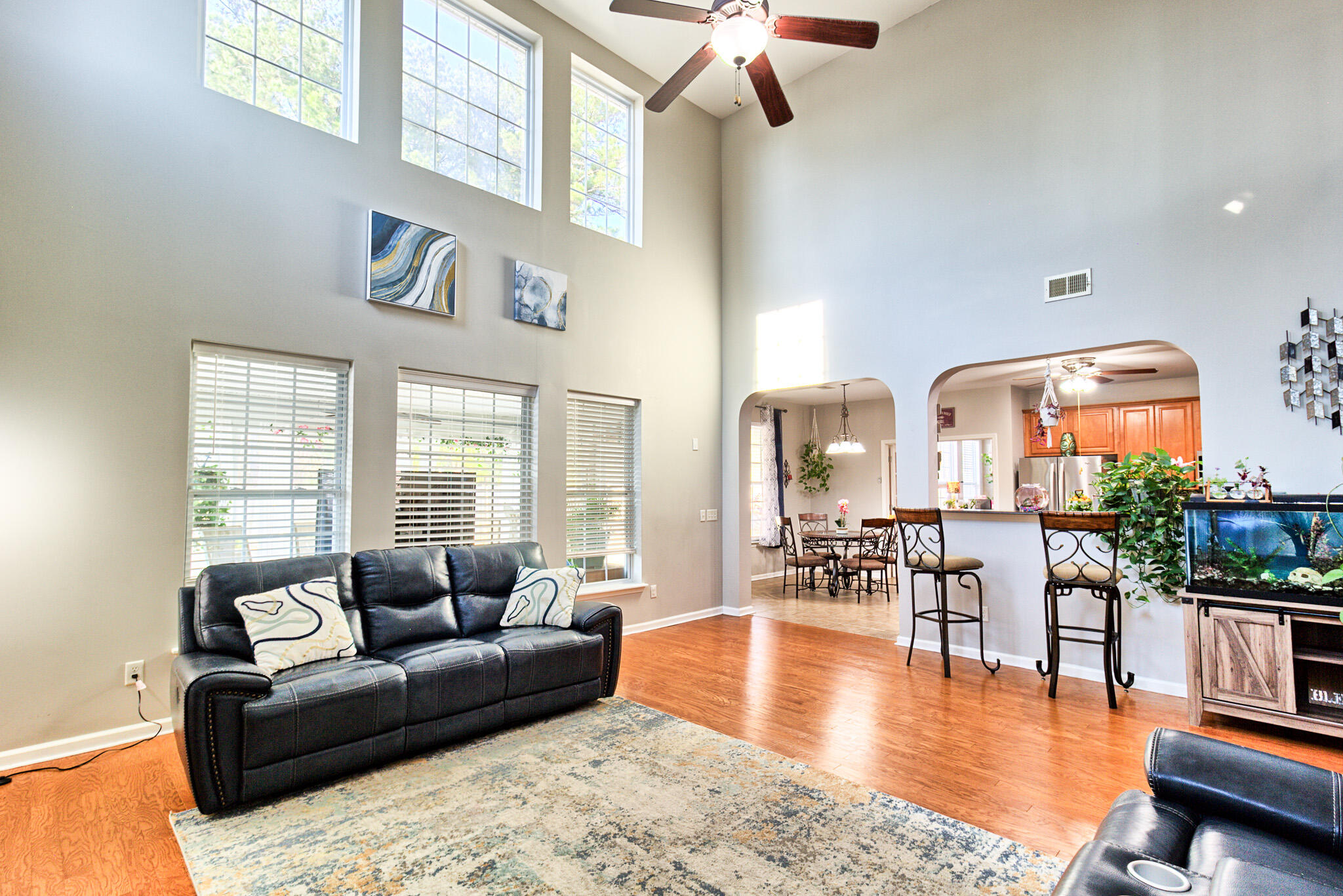 407 Decatur Drive Summerville, SC 29486 - Photo 19 of 44 Main living