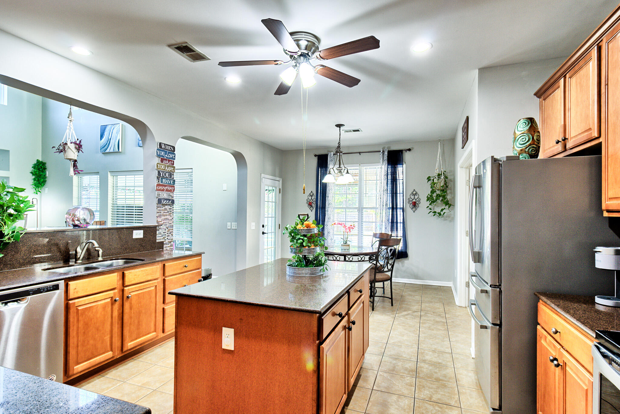 407 Decatur Drive Summerville, SC 29486 - Photo 20 of 44 Kitchen