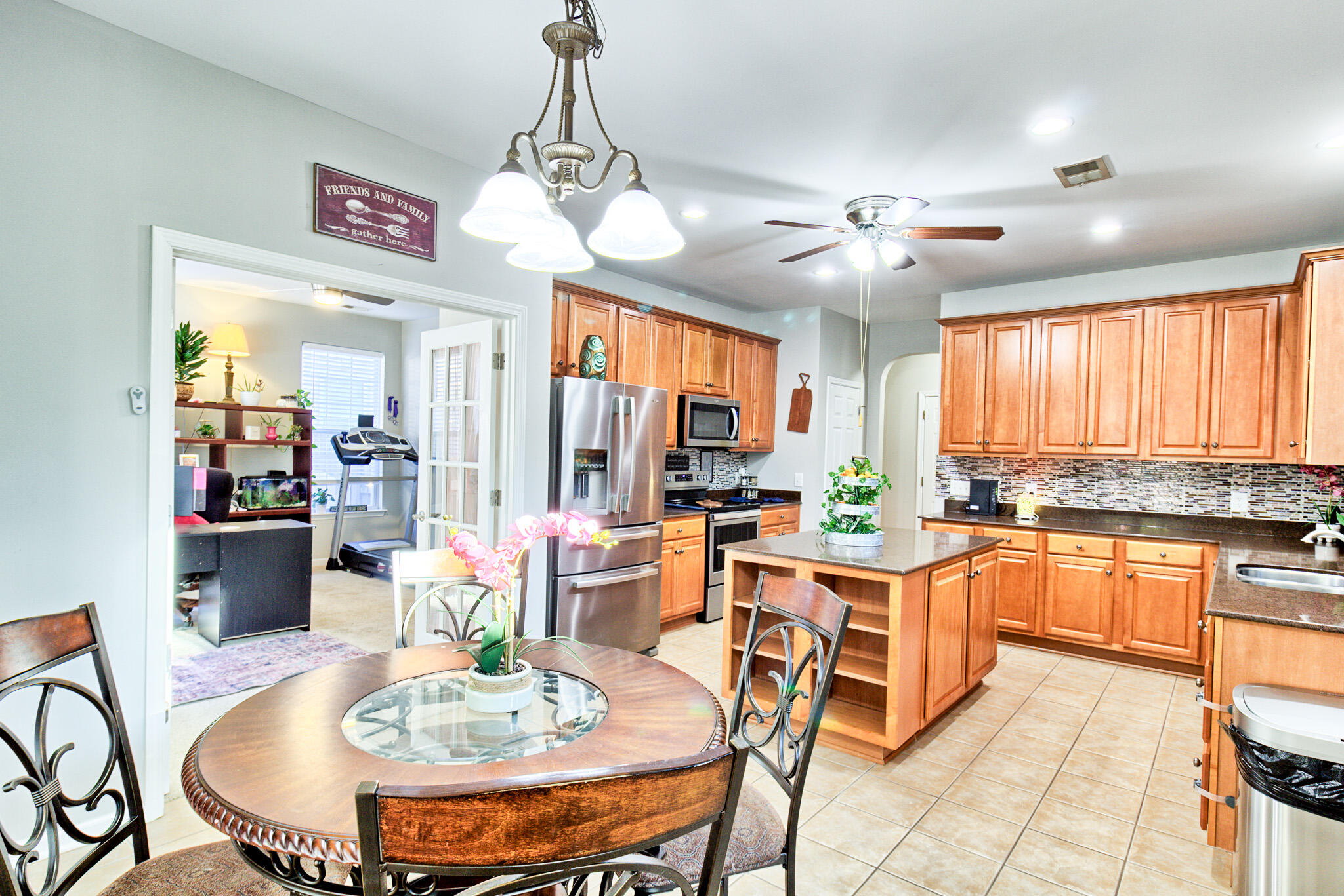 407 Decatur Drive Summerville, SC 29486 - Photo 24 of 44 Eat-in