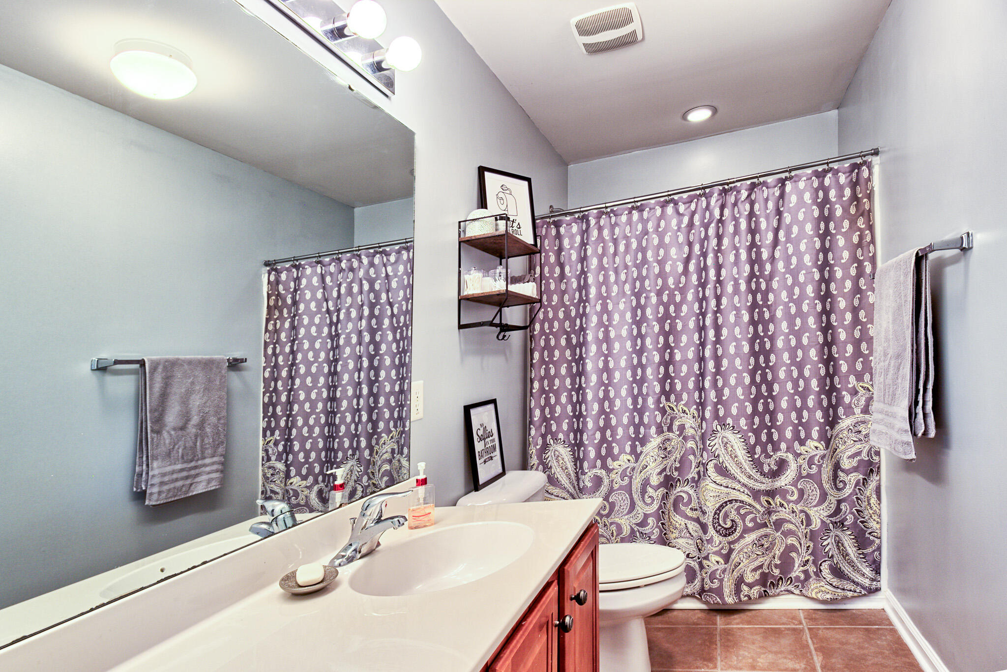 407 Decatur Drive Summerville, SC 29486 - Photo 39 of 44 Bathroom