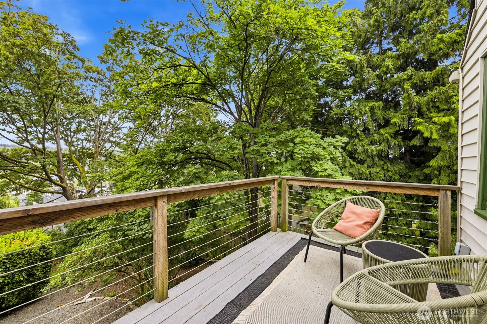 421 North 40th Street Seattle, WA 98103 - Photo 12 of 40