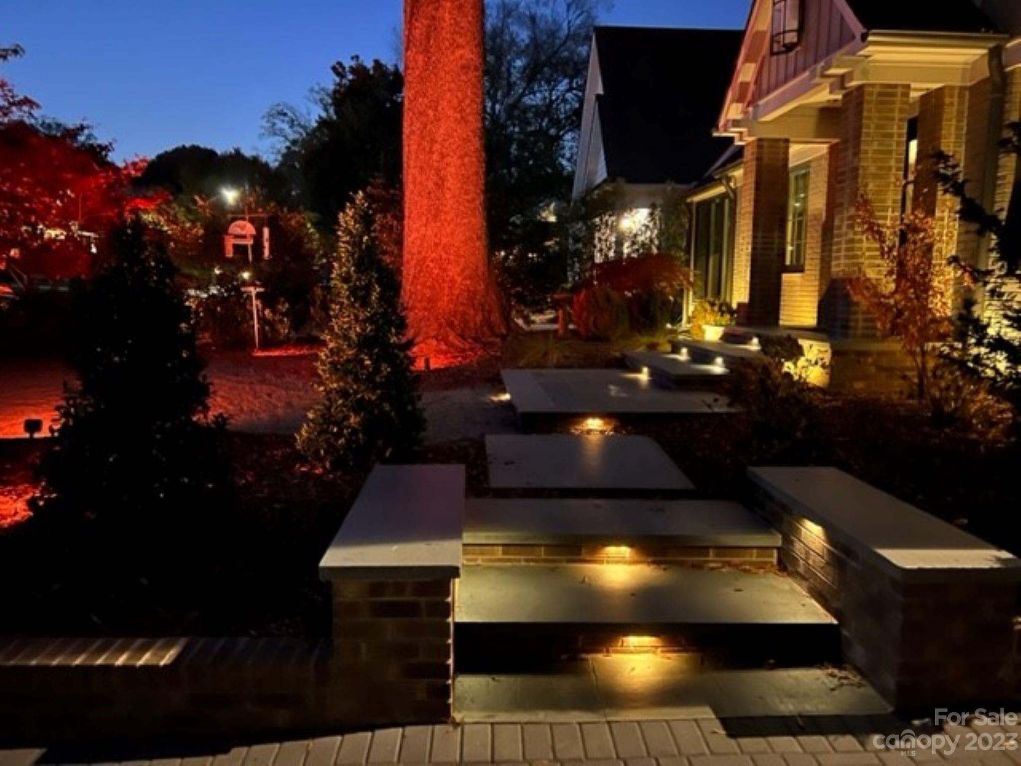 2743 Normandy Road Charlotte, NC 28209 - Photo 4 of 43 a view of a yard in front of the house