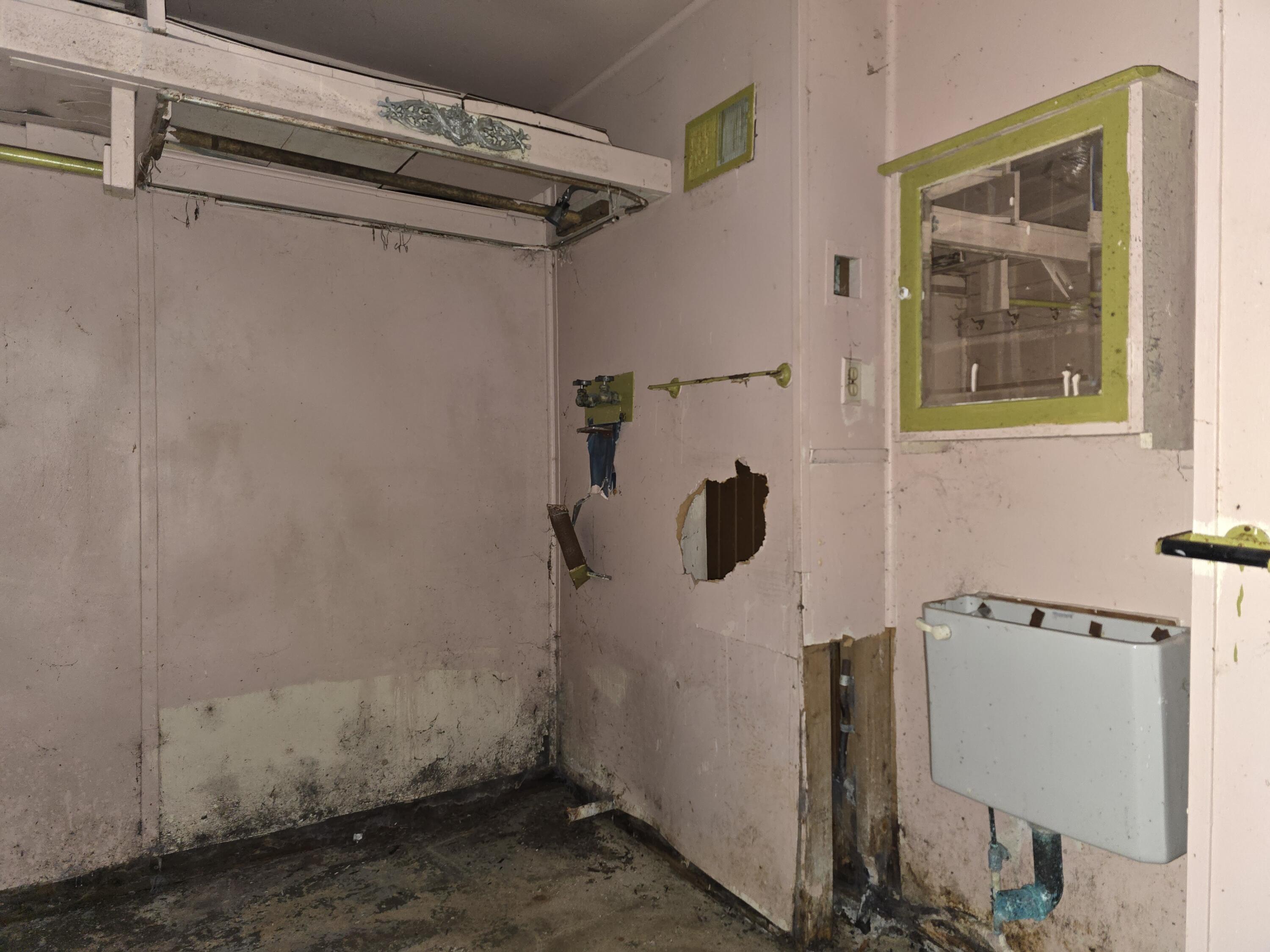 1929 North 18th Street Milwaukee, WI 53205 - Photo 34 of 40 Basement