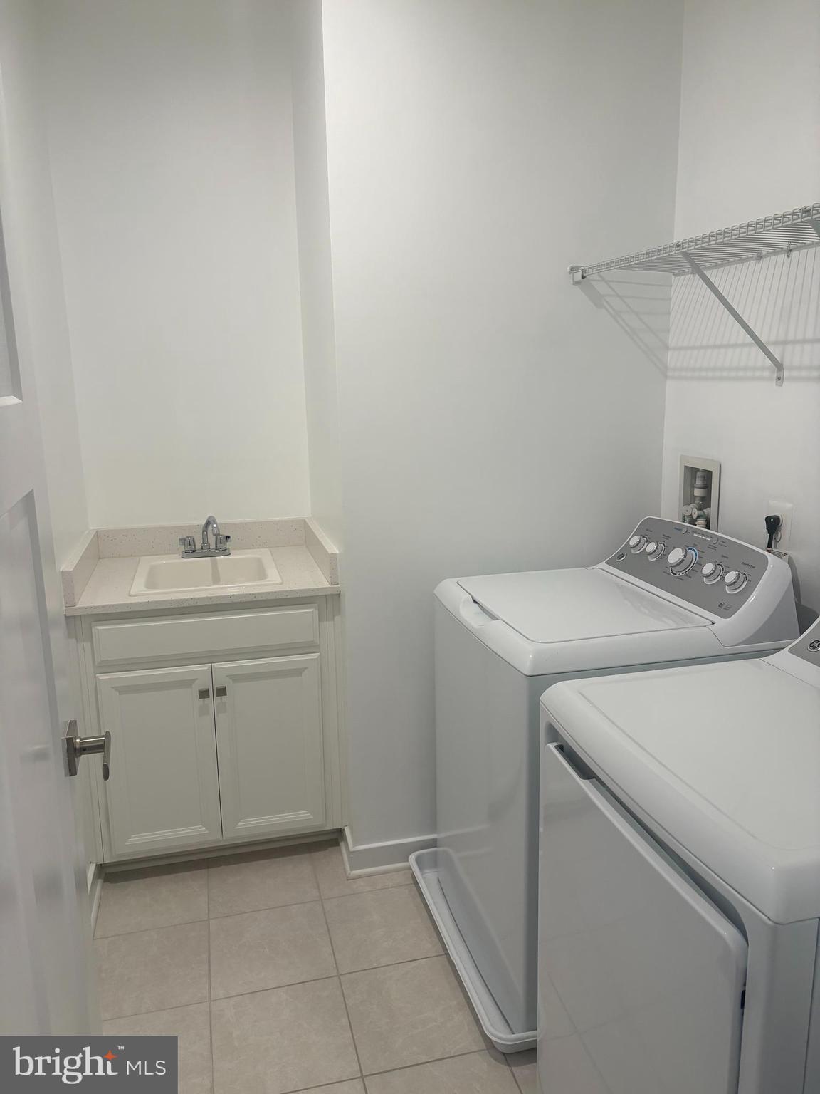 10050 American Pharoah Ln. Lane, Unit A Laurel, MD 20723 - Photo 9 of 11 Laundry room