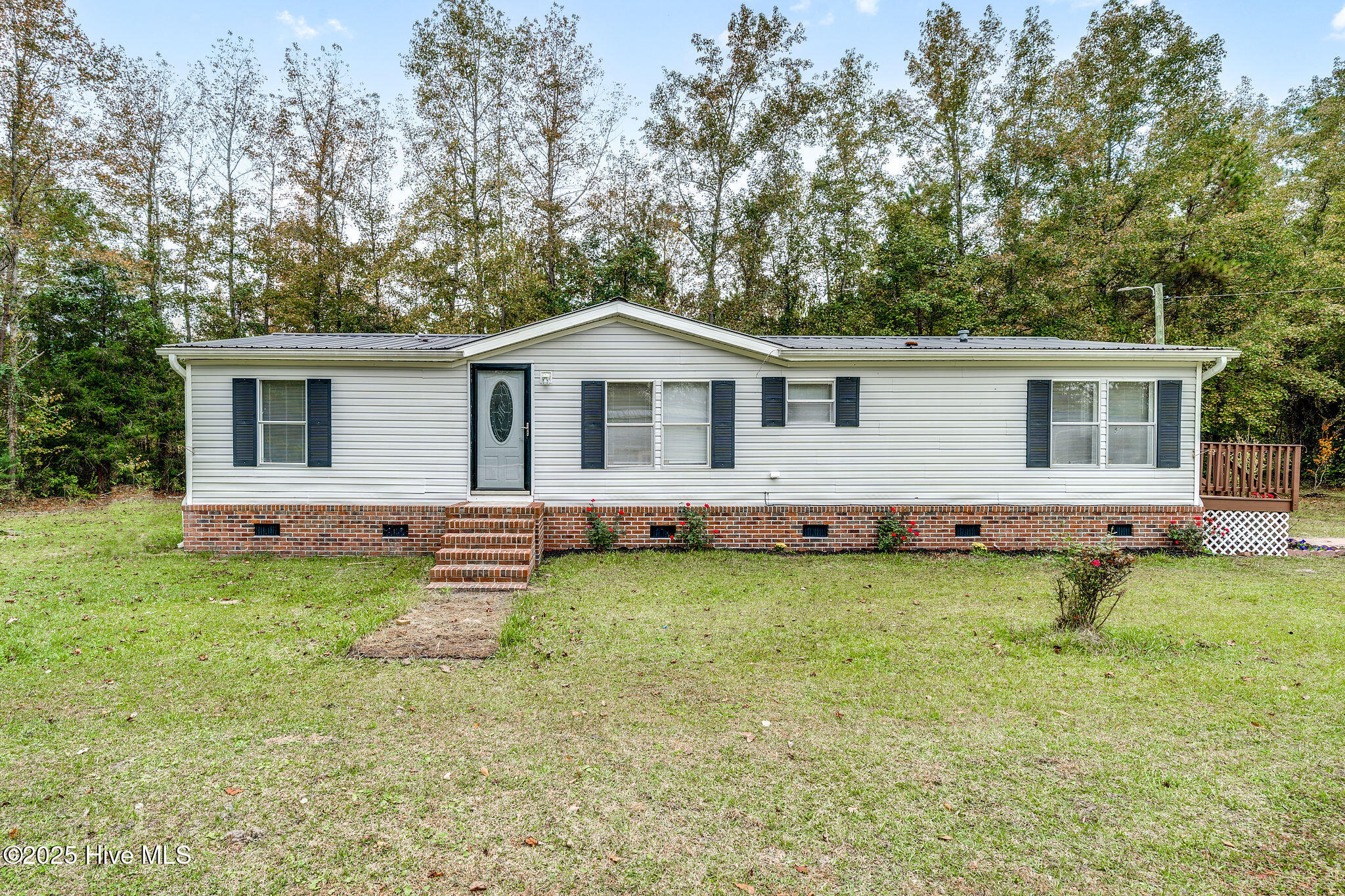 958 Walter Holmes Road Maple Hill, NC 28454 - Photo 2 of 27 958walterholmes-2