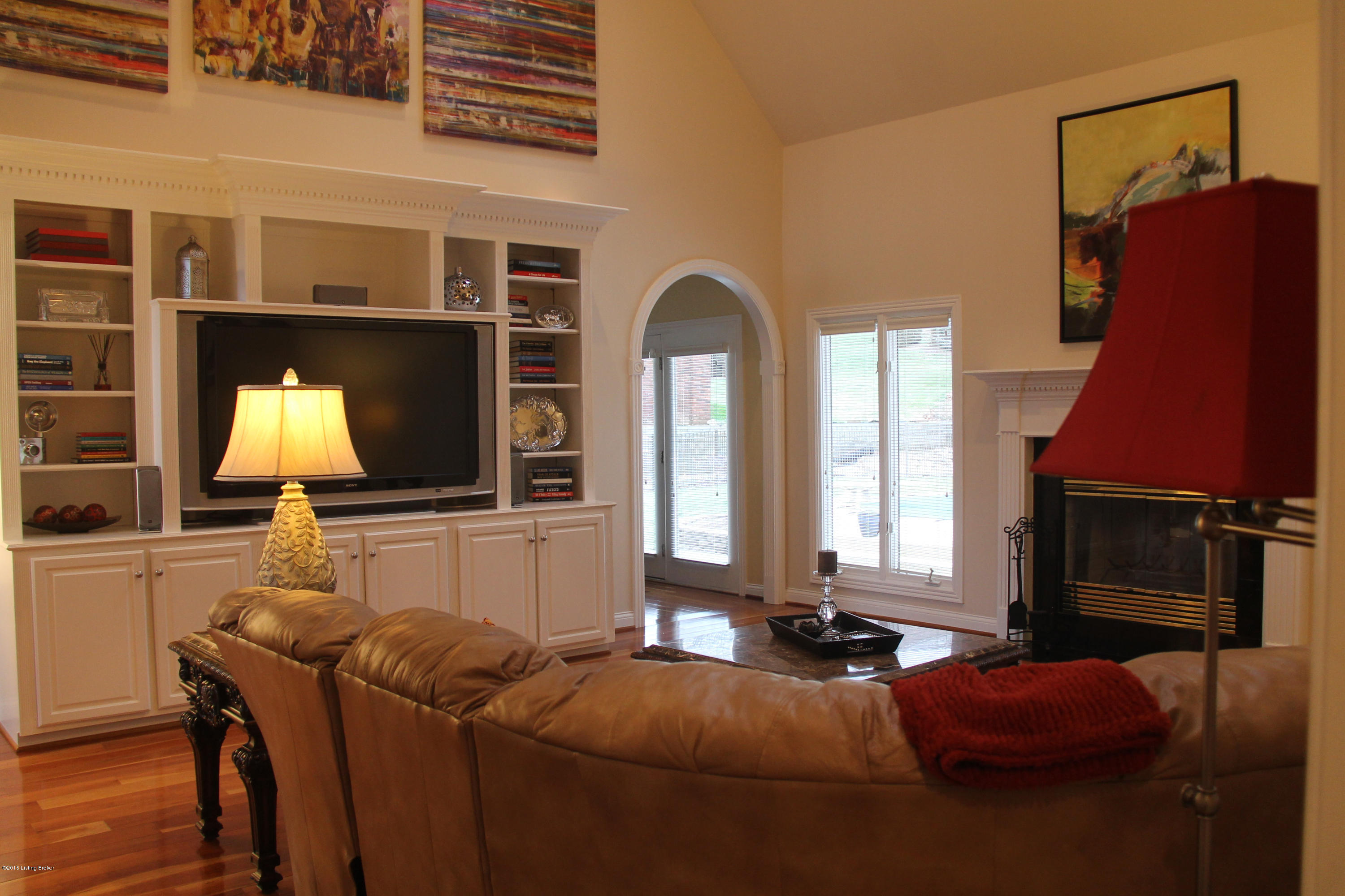 1807 Grand Ridge Road Louisville, KY 40214 - Photo 8 of 51 Family Room area