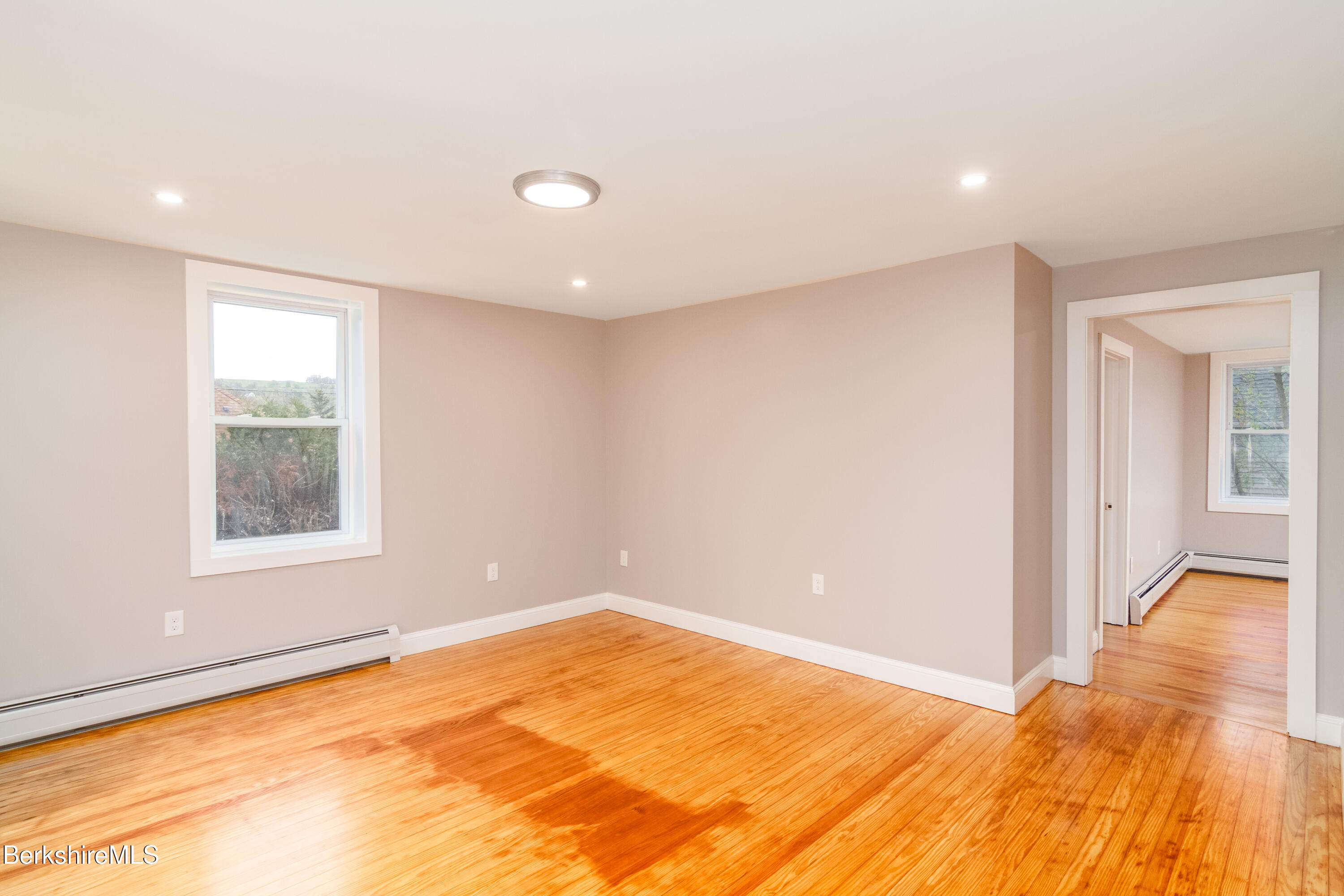 38 Fisk Road Adams, MA 01220 - Photo 17 of 27 Living
