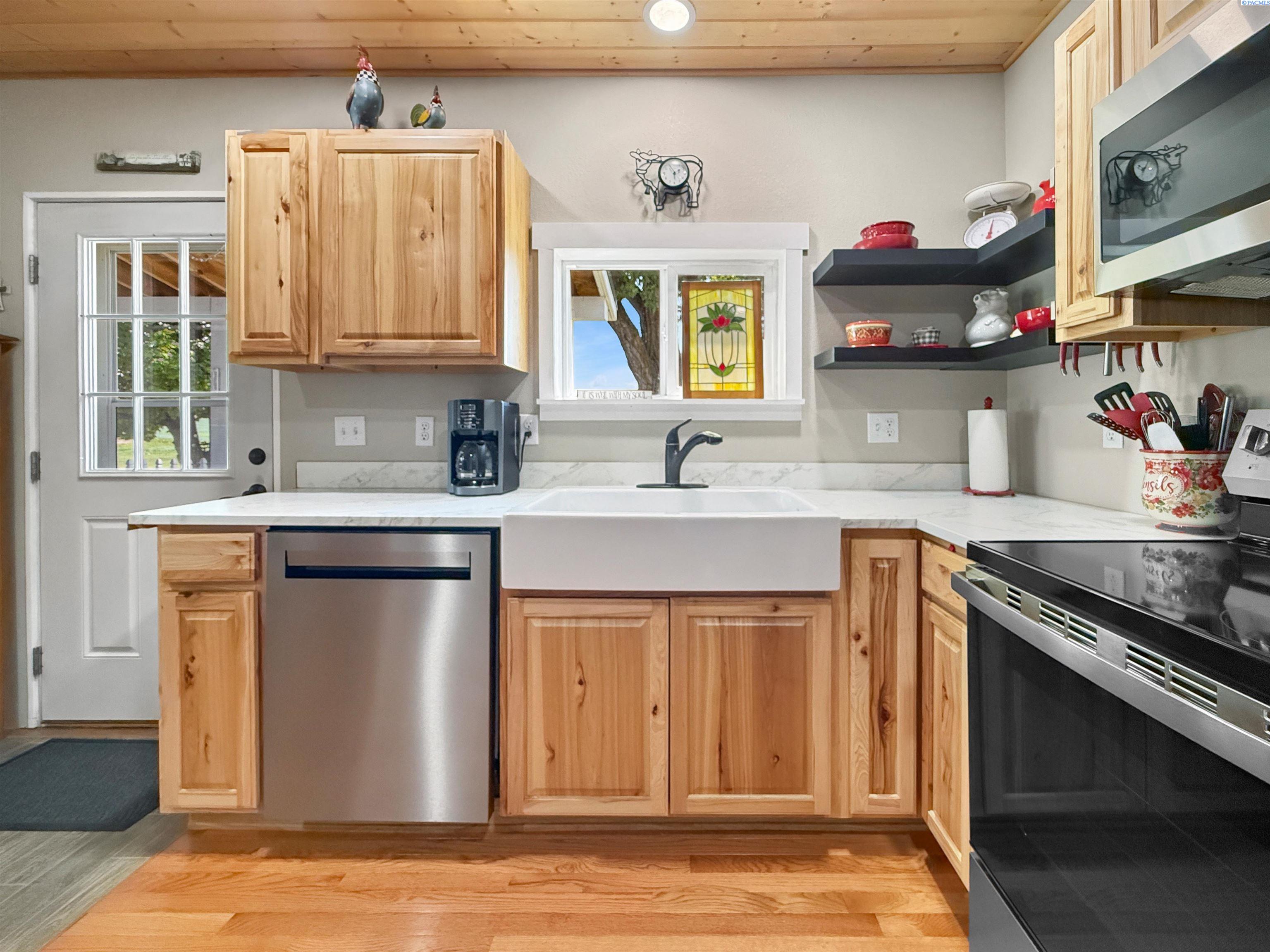 2031 Walter Siding Road Garfield, WA 99130 - Photo 11 of 49 Gallery Image 11
