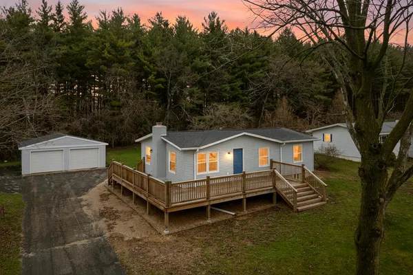 $369,000 | W2252 Spring Lake Road, Markesan, WI 53946