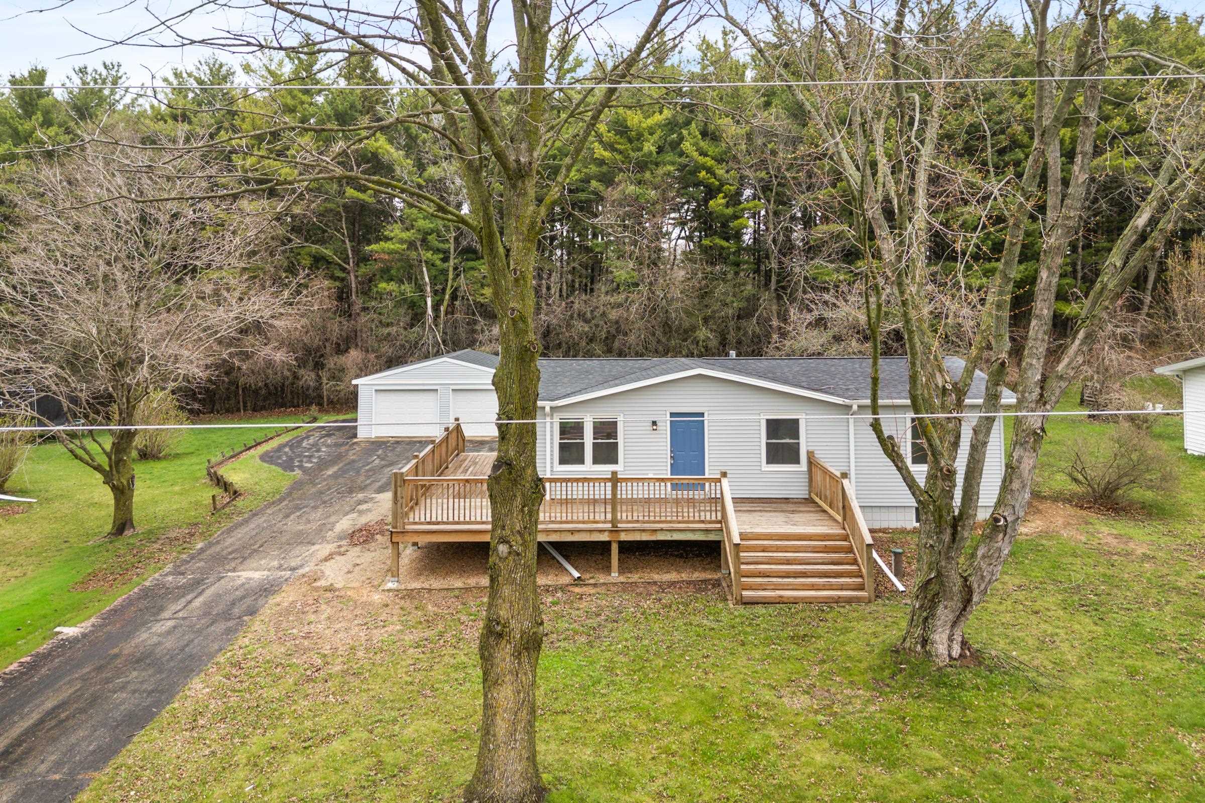 W2252 Spring Lake Road Markesan, WI 53946 - Photo 34 of 65