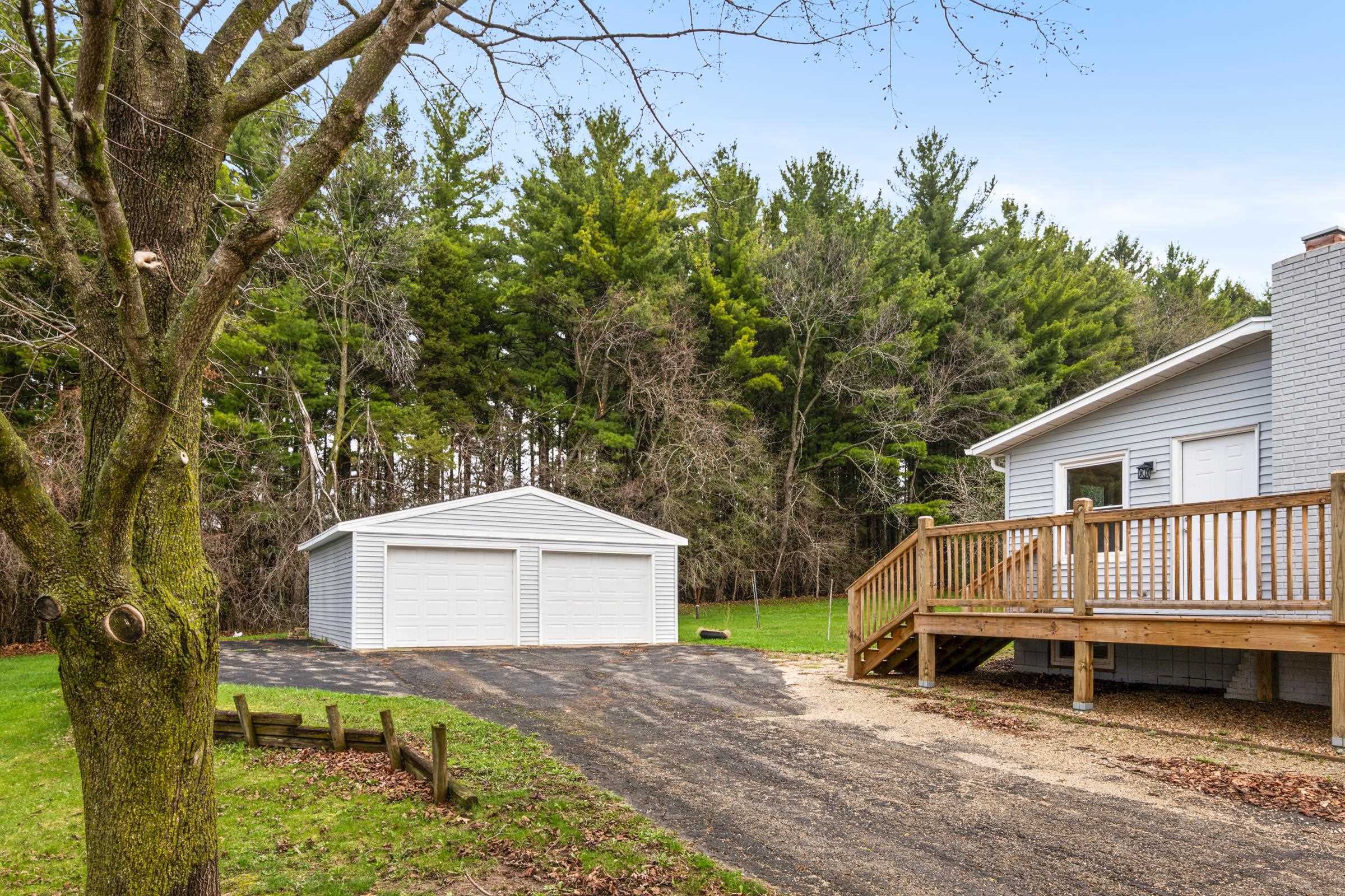 W2252 Spring Lake Road Markesan, WI 53946 - Photo 40 of 65