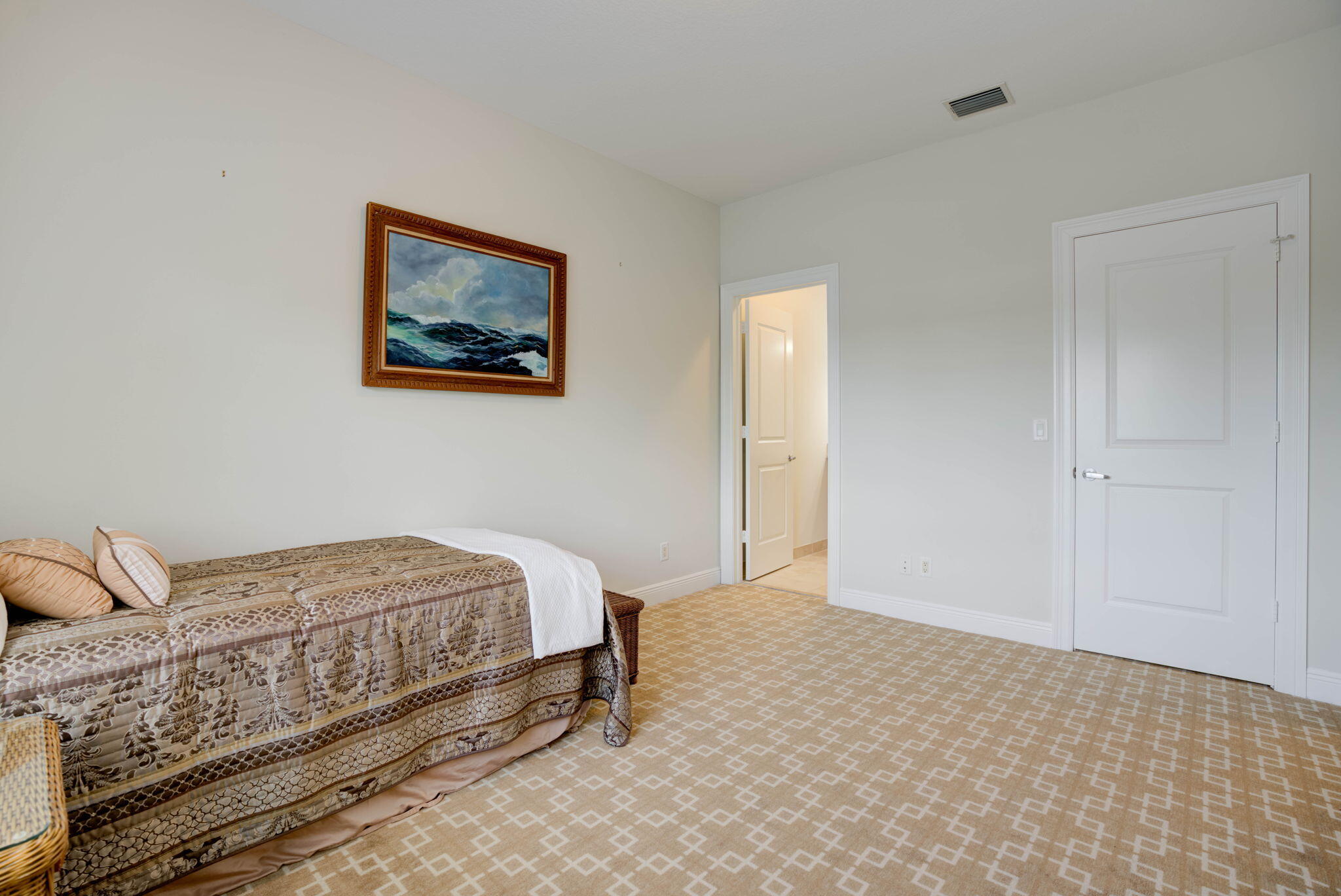 816 Prosperity Farms Road, Unit 5 North Palm Beach, FL 33408 - Photo 20 of 38 17-web-or-mls-_MLP0427_28_29_30_31