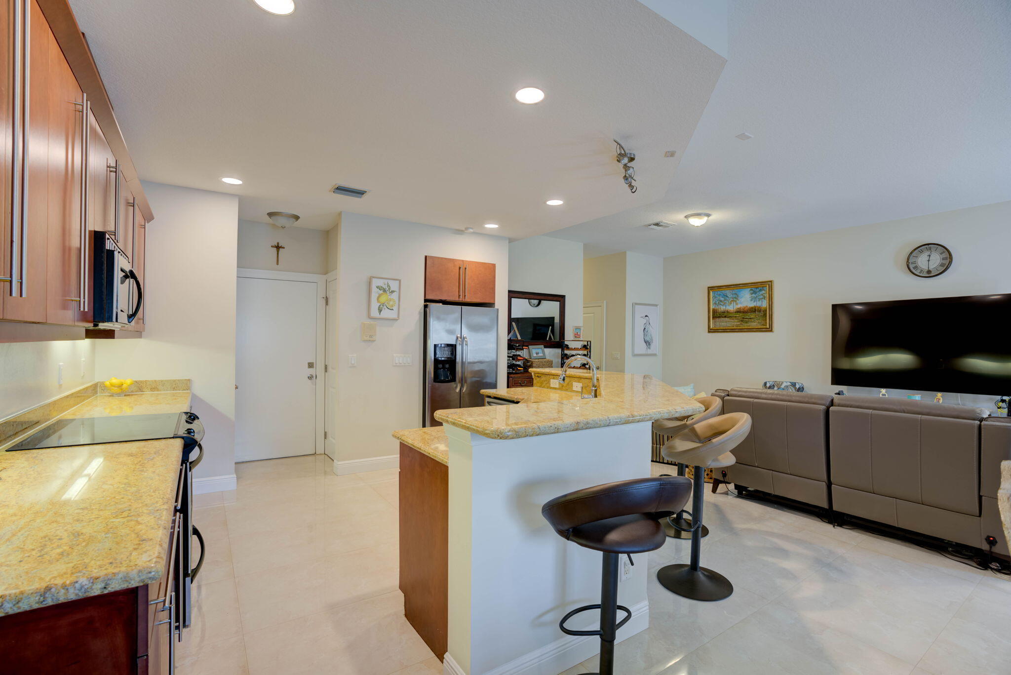 816 Prosperity Farms Road, Unit 5 North Palm Beach, FL 33408 - Photo 26 of 38 31-web-or-mls-_MLP0497_498_499_500_501