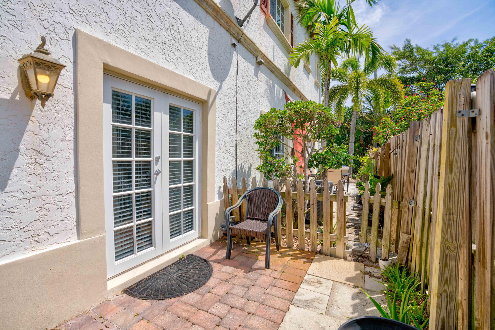 816 Prosperity Farms Road, Unit 5 North Palm Beach, FL 33408 - Photo 35 of 38 40-web-or-mls-_MLP0542_3_4_5_6