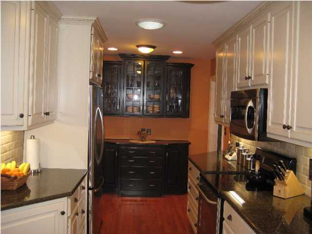 202 Don Allen Road Louisville, KY 40207 - Photo 2 of 20 Additional Photo