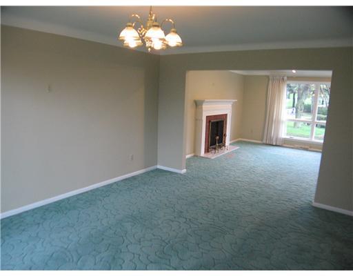 531 Ridgeview Road Mount Pleasant, PA 15666 - Photo 4 of 18 Dining Room.