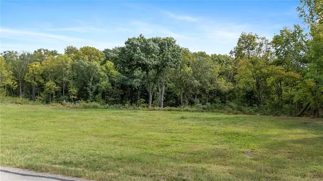 $285,000 | 26775 West 73rd Street, Shawnee, KS 66227