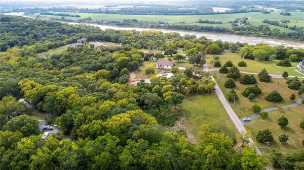 $285,000 | 26775 West 73rd Street, Shawnee, KS 66227