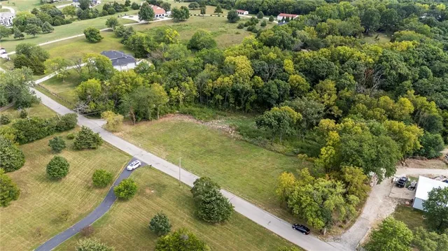 $285,000 | 26775 West 73rd Street, Shawnee, KS 66227