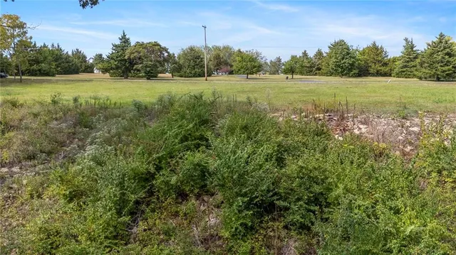 $285,000 | 26775 West 73rd Street, Shawnee, KS 66227