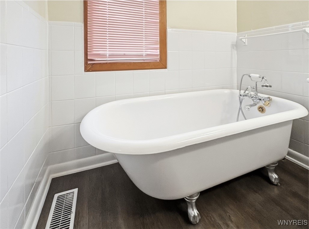 991 Mineral Springs Road West Seneca, NY 14224 - Photo 20 of 37