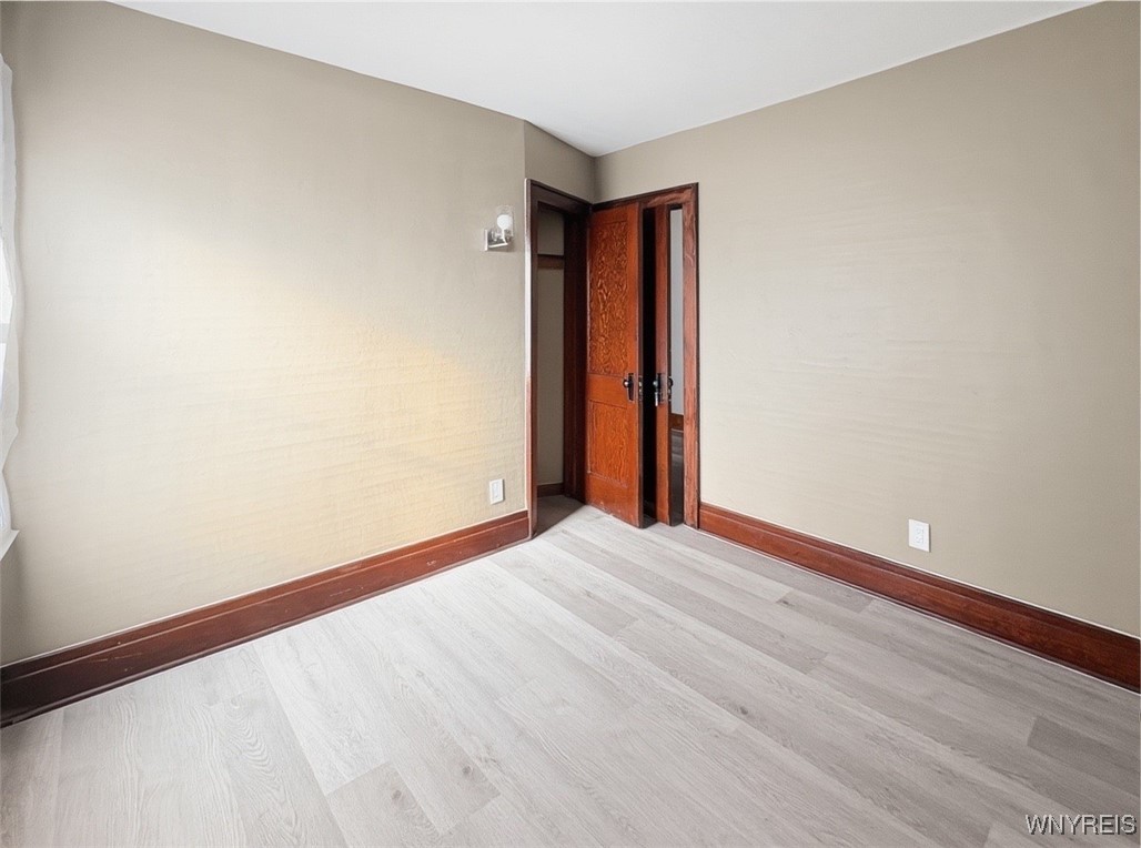 991 Mineral Springs Road West Seneca, NY 14224 - Photo 23 of 37