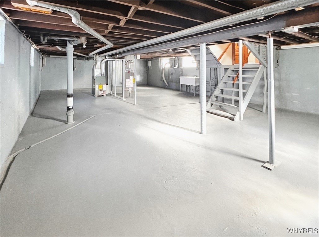 991 Mineral Springs Road West Seneca, NY 14224 - Photo 31 of 37