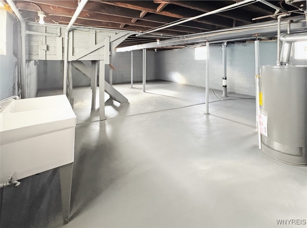 991 Mineral Springs Road West Seneca, NY 14224 - Photo 32 of 37