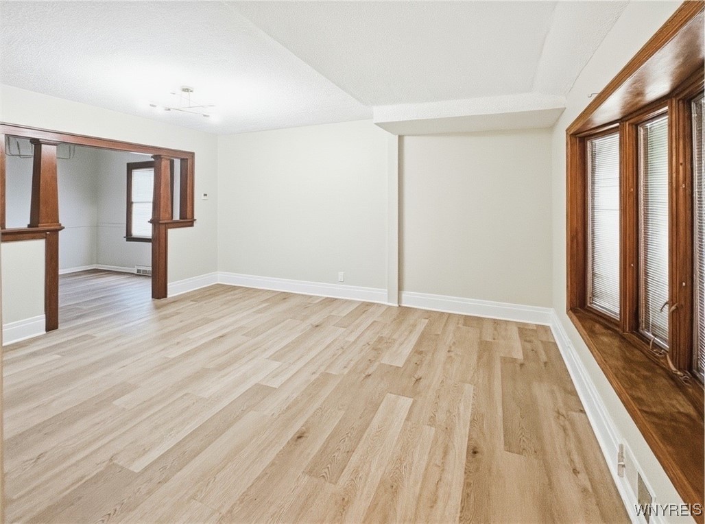 991 Mineral Springs Road West Seneca, NY 14224 - Photo 5 of 37