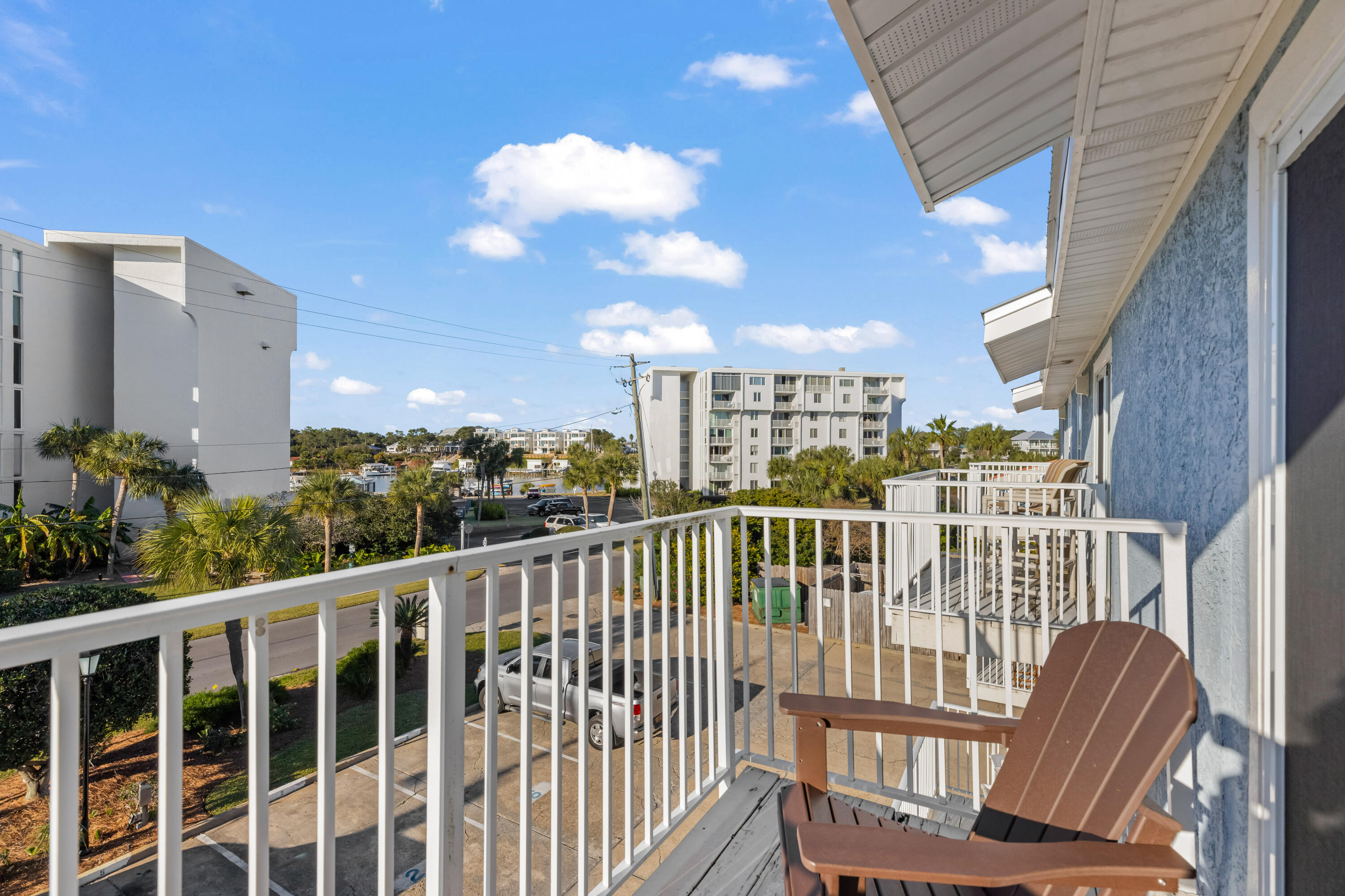 22 Moreno Point Road, Unit 3 Destin, FL 32541 - Photo 31 of 43 a view of a balcony