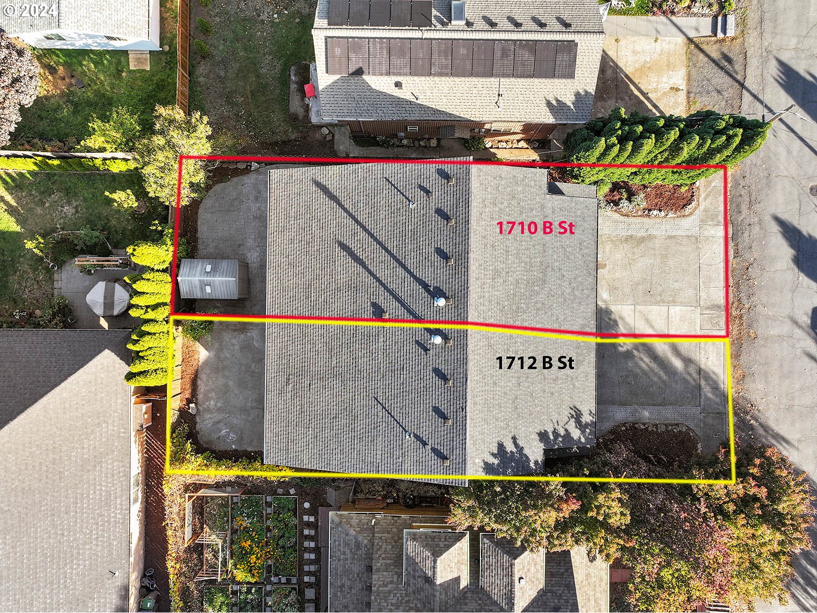 1710 B Street Hood River, OR 97031 - Photo 4 of 42