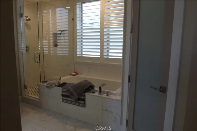 $2,750,000 | 720 1/2 Poinsettia Avenue, Corona del Mar, CA 92625