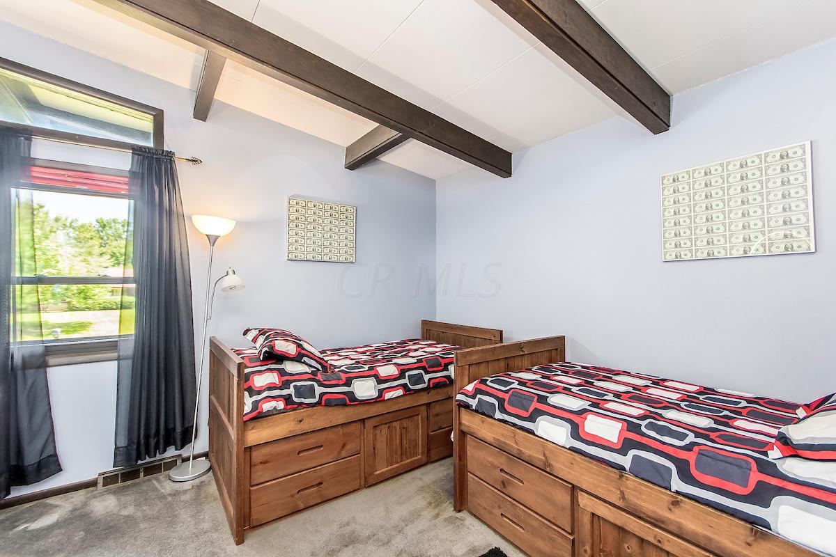 515 Old Farm Road Columbus, OH 43213 - Photo 18 of 32 Gallery Image 18