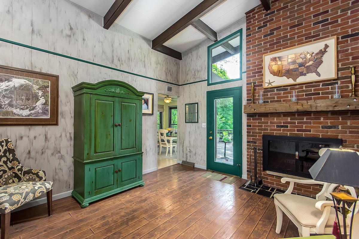 515 Old Farm Road Columbus, OH 43213 - Photo 5 of 32 Gallery Image 5