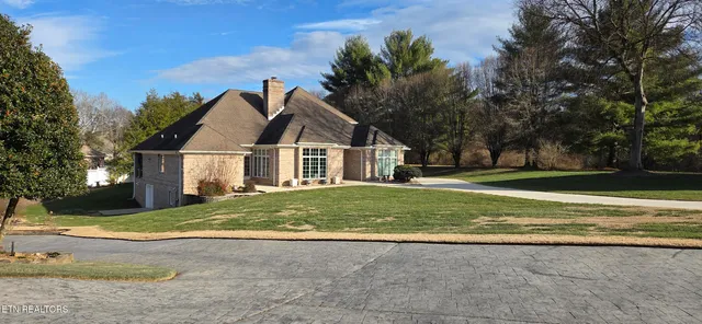 $995,000 | 108 Deerfield Lane, Oak Ridge, TN 37830