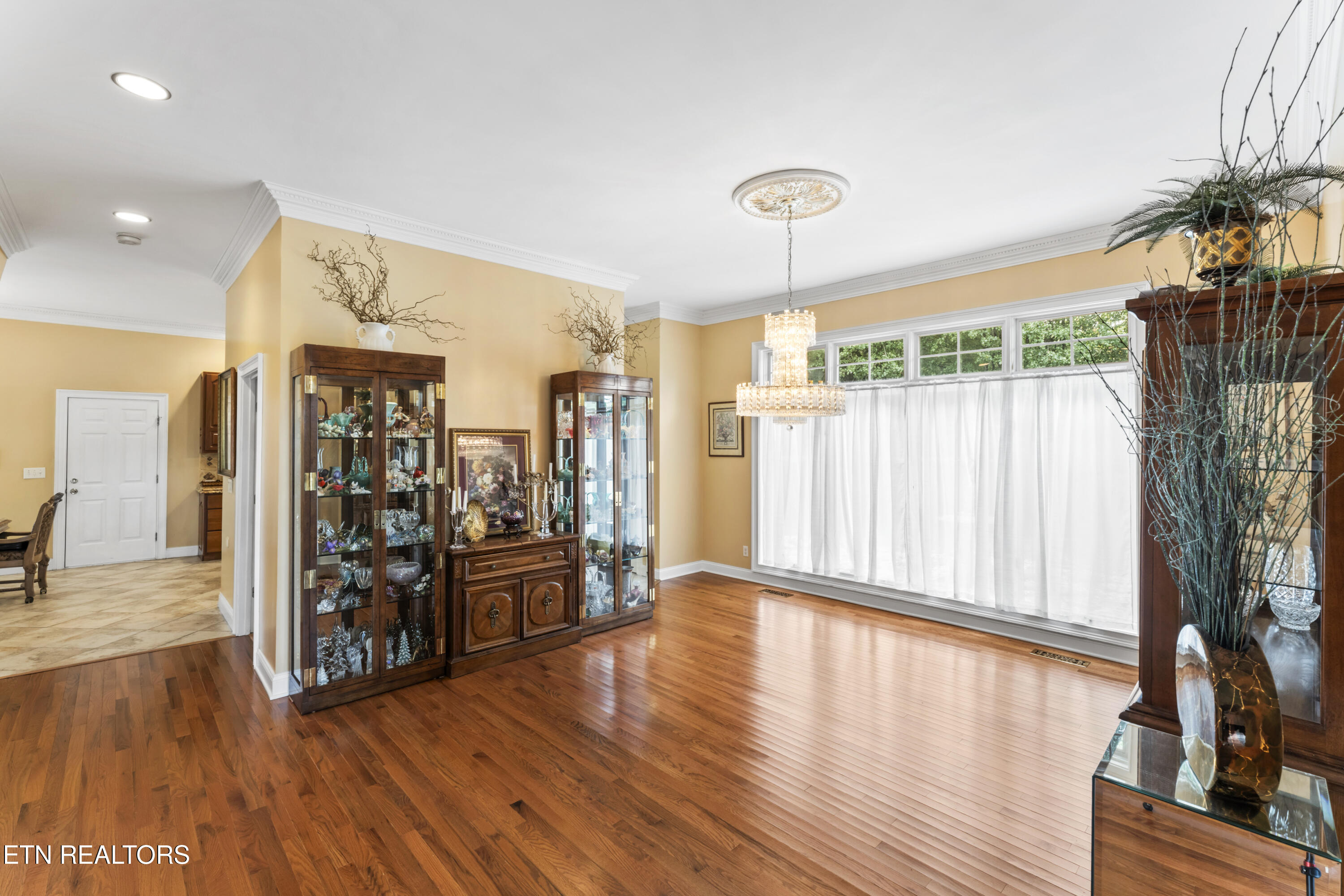 108 Deerfield Lane Oak Ridge, TN 37830 - Photo 14 of 35 photos_high_resolution_DSC00655