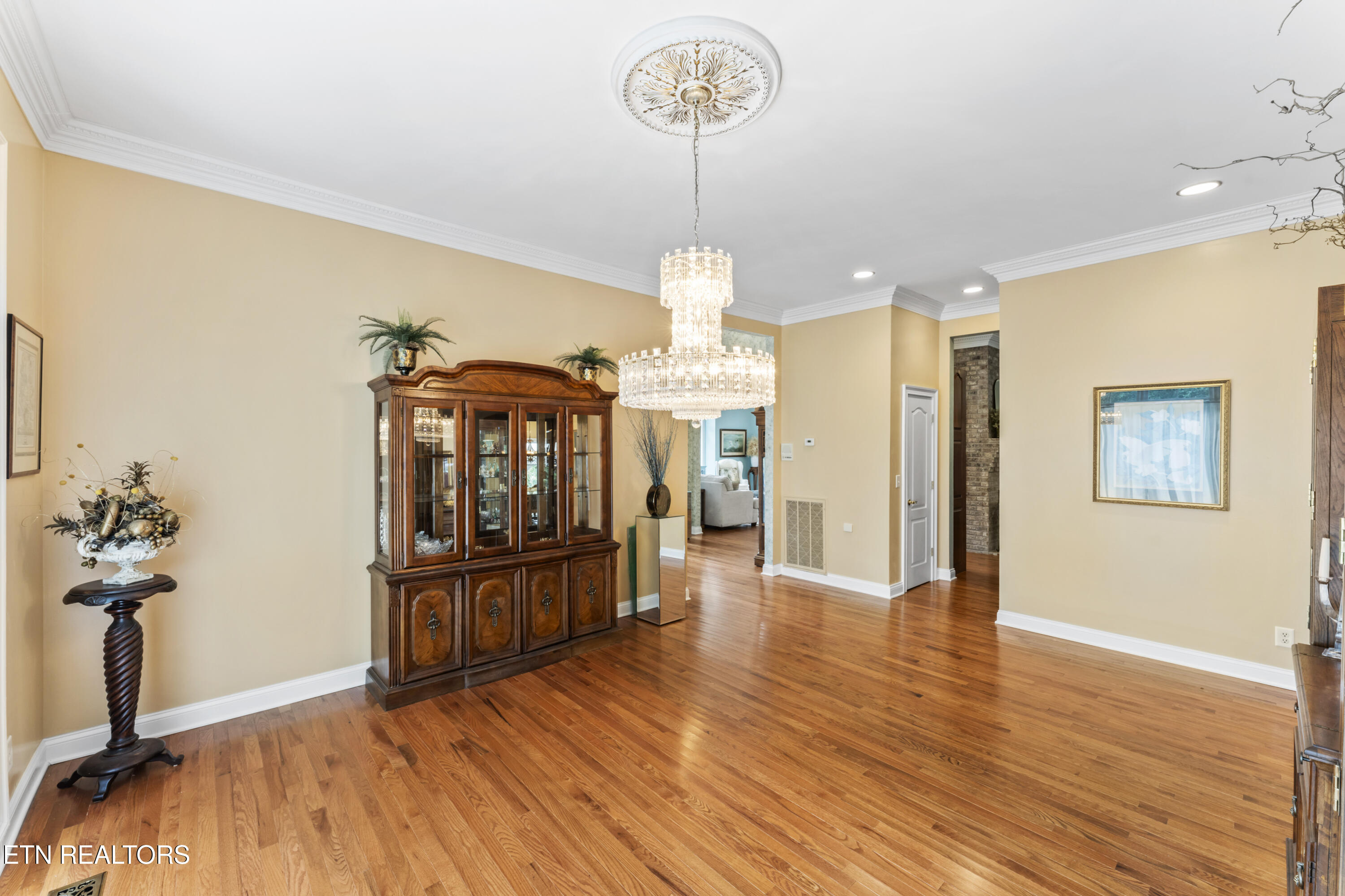 108 Deerfield Lane Oak Ridge, TN 37830 - Photo 16 of 35 photos_high_resolution_DSC00660