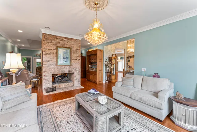 $995,000 | 108 Deerfield Lane, Oak Ridge, TN 37830