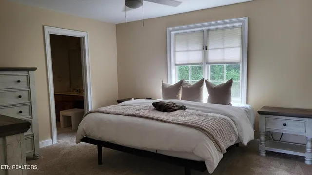 $995,000 | 108 Deerfield Lane, Oak Ridge, TN 37830