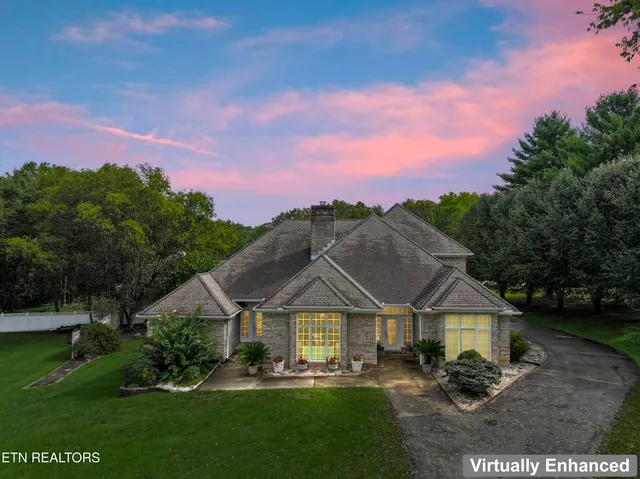 $995,000 | 108 Deerfield Lane, Oak Ridge, TN 37830