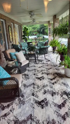 $995,000 | 108 Deerfield Lane, Oak Ridge, TN 37830