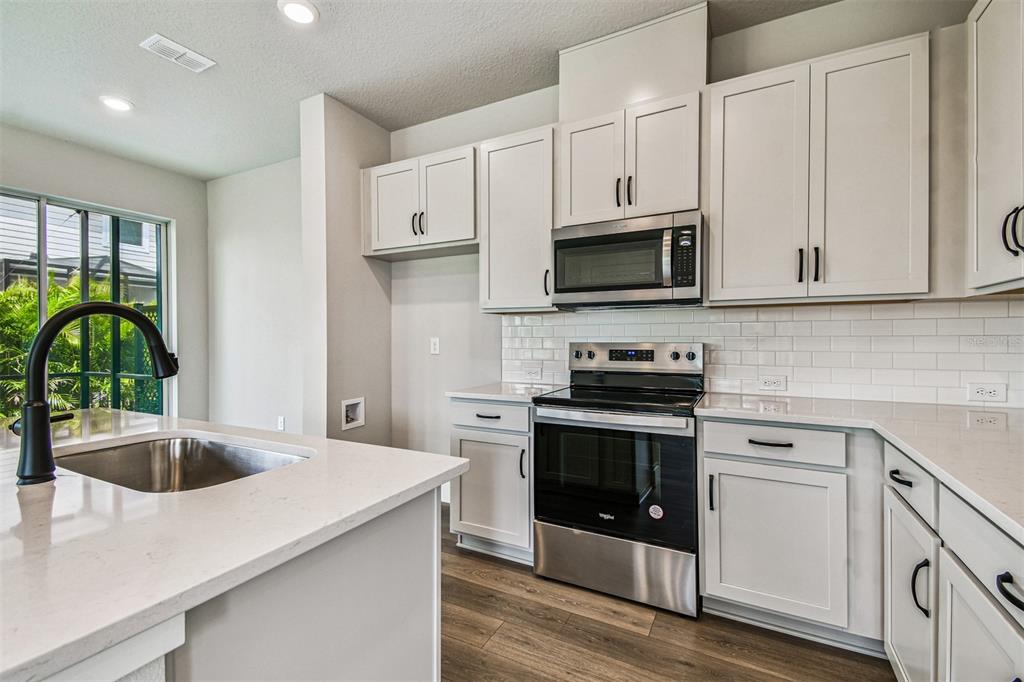 11706 Full Moon Loop Parrish, FL 34219 - Photo 11 of 47