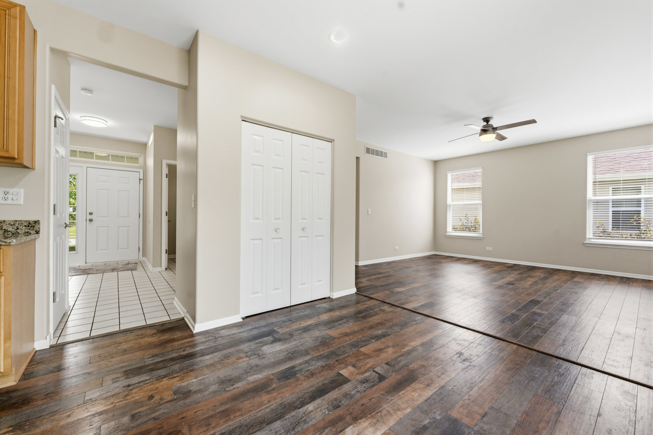 32804 Bending Creek Road Lakemoor, IL 60051 - Photo 15 of 46